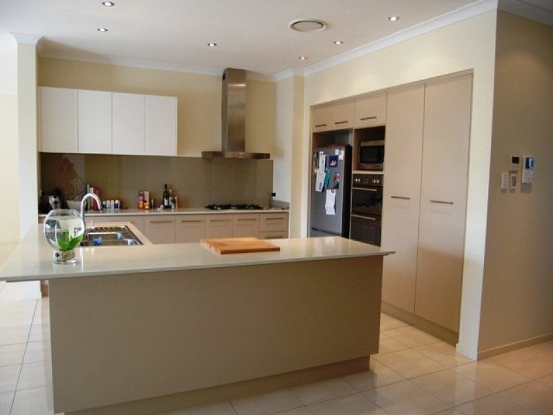 7 North Quay Drive, Biggera Waters QLD 4216