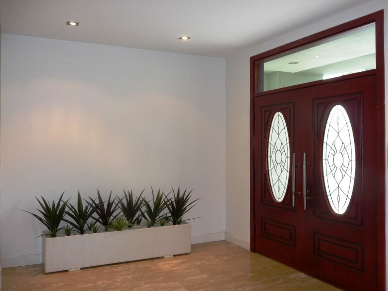 316 Bayview Street, Hollywell QLD 4216