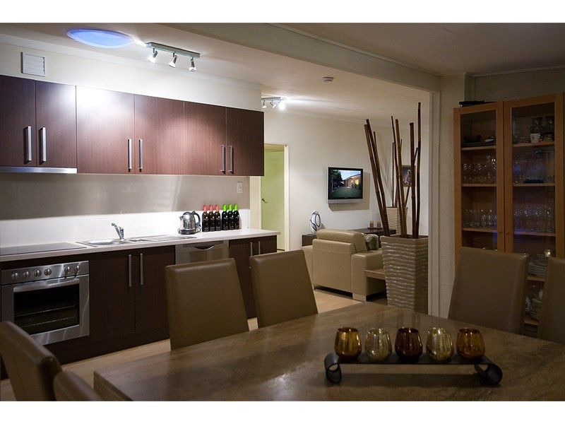 3 Paradise Parade, Paradise Point QLD 4216