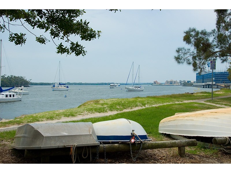 3 Paradise Parade, Paradise Point QLD 4216