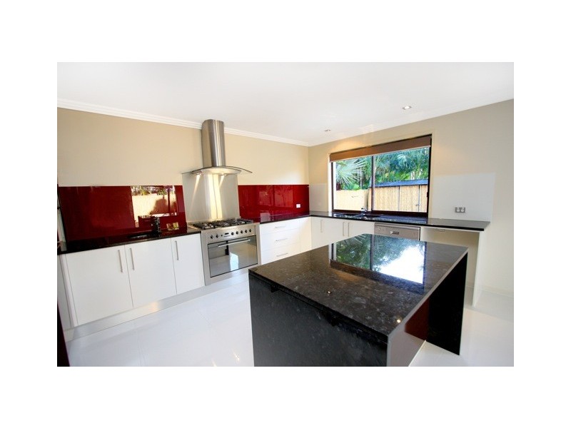 43 Broadwater Street, Runaway Bay QLD 4216