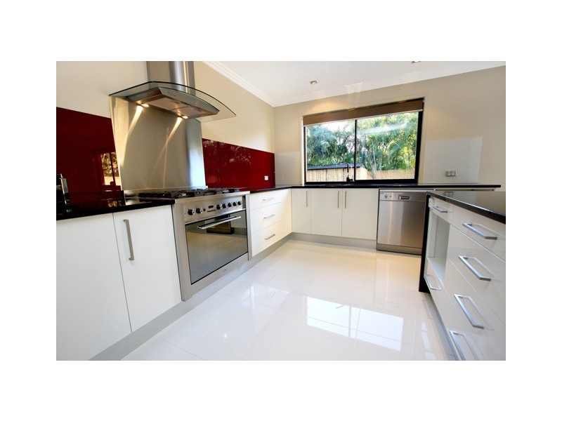 43 Broadwater Street, Runaway Bay QLD 4216