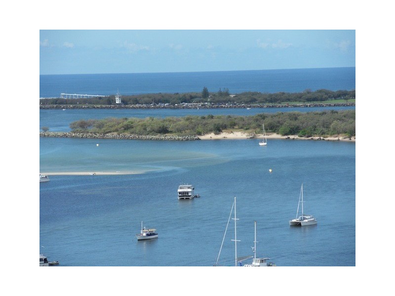 74/21 Bayview Street, Runaway Bay QLD 4216