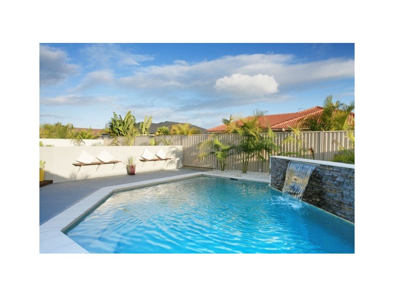 156 Lae Drive, Coombabah QLD 4216