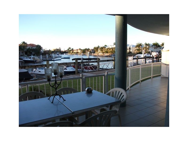 27/75 Morala Avenue, Runaway Bay QLD 4216