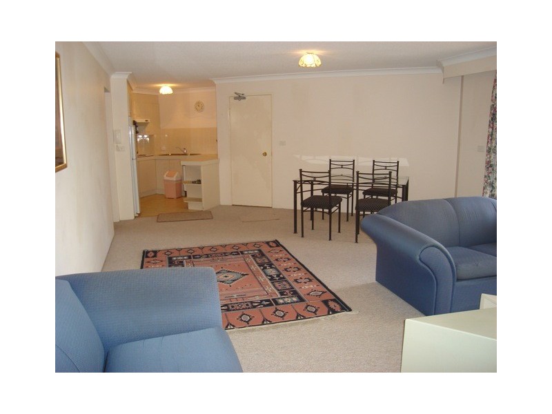 22 / 37 Bayview Street, Runaway Bay QLD 4216