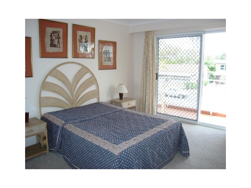 22 / 37 Bayview Street, Runaway Bay QLD 4216