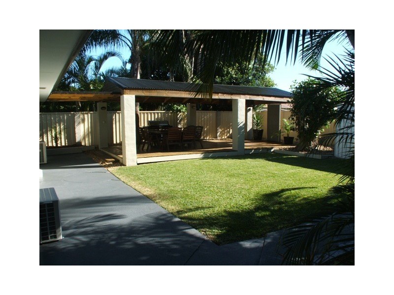 35 Clam Street, Runaway Bay QLD 4216