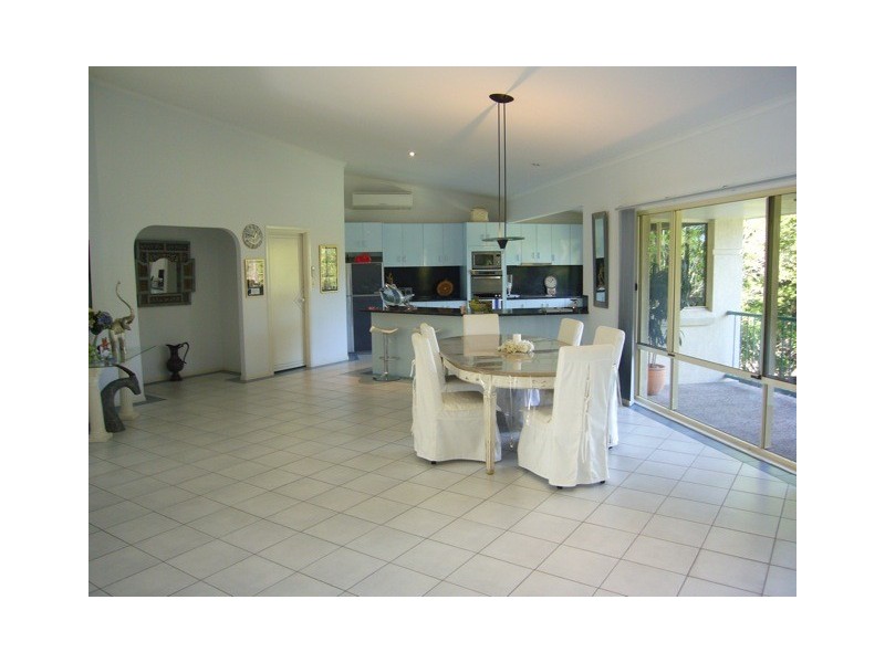 40 Jack Nicklaus Way, Parkwood QLD 4214