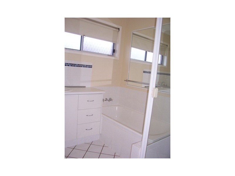 35 Salvia Street, Hollywell QLD 4216