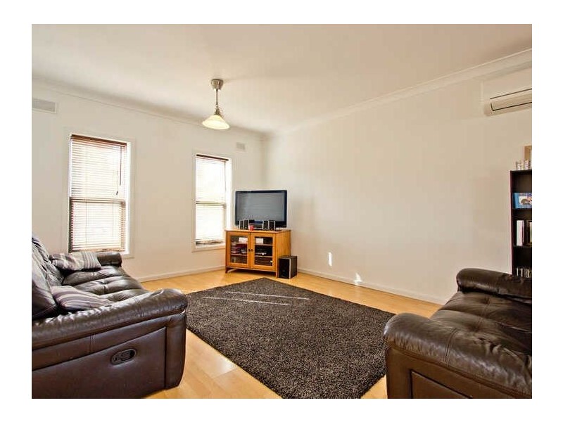 4 Waverley Street, Largs Bay SA 5016