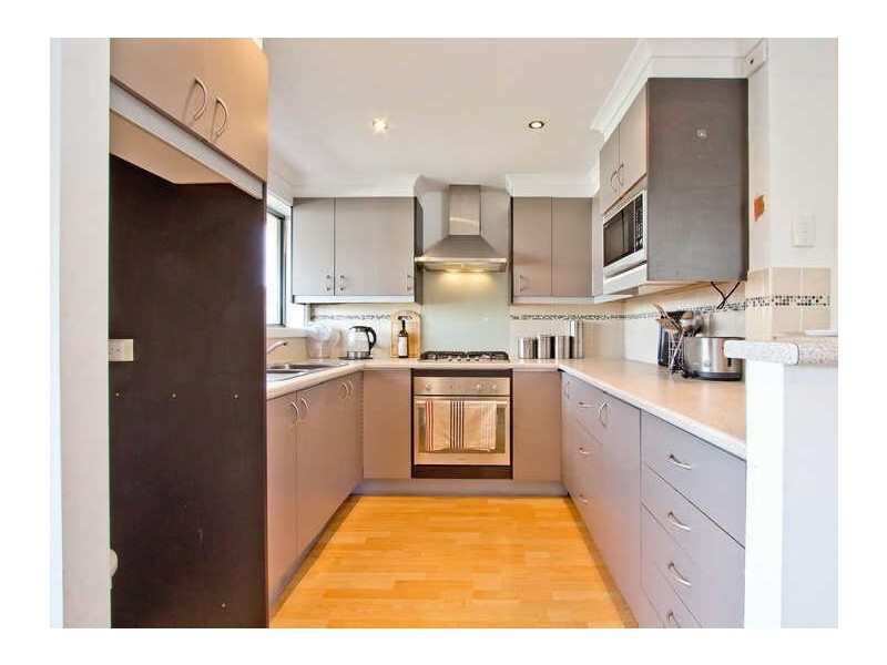 4 Waverley Street, Largs Bay SA 5016