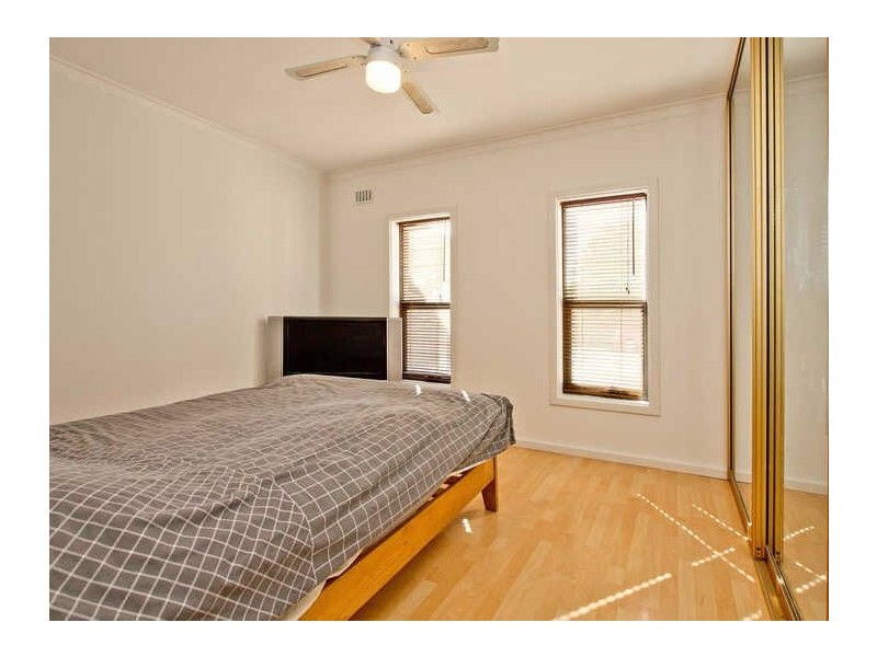 4 Waverley Street, Largs Bay SA 5016