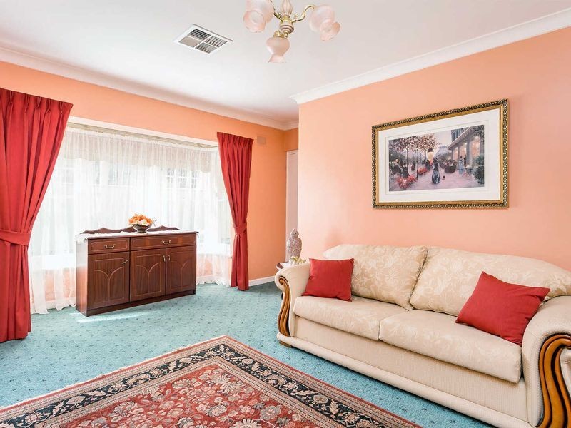 2/1 Giles Avenue, Glenelg SA 5045