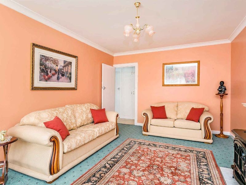 2/1 Giles Avenue, Glenelg SA 5045