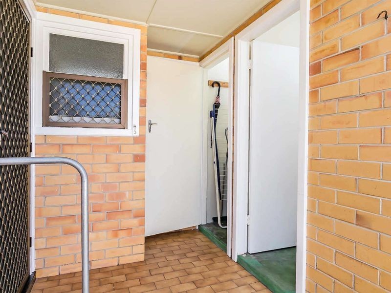 2/1 Giles Avenue, Glenelg SA 5045