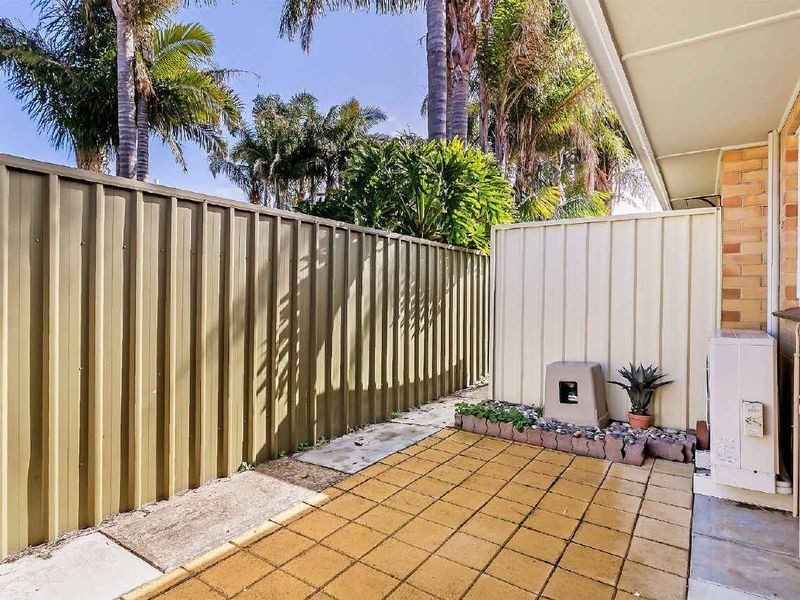 2/1 Giles Avenue, Glenelg SA 5045