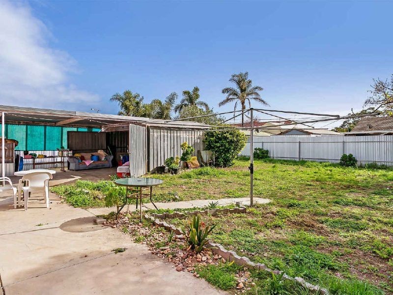 19 Willochra Street, Largs North SA 5016