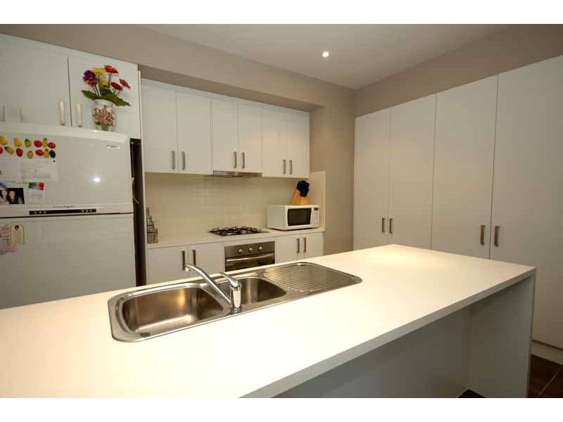 18 Cathedral Circuit, Mawson Lakes SA 5095