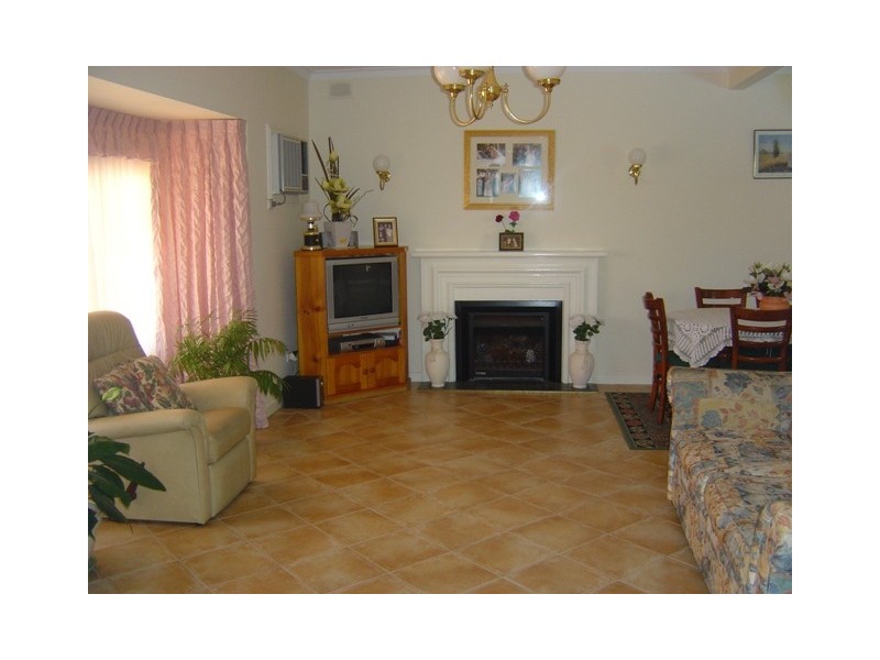 166 Military Road, Henley Beach SA 5022