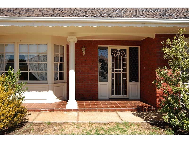 22 Sunlake Place, Tennyson SA 5022