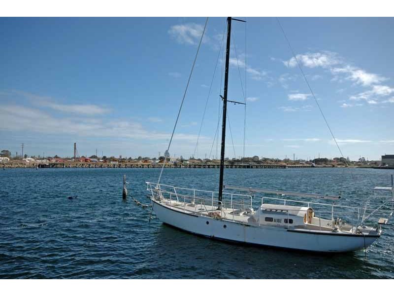 703 Spinnaker Skyhome, Marina Cove, Port Adelaide SA 5015