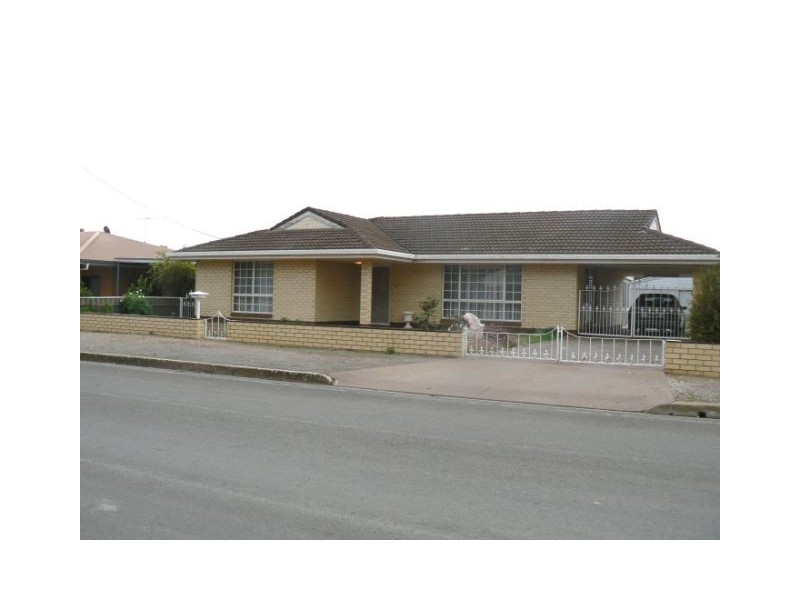 6 South Terrace, Minlaton SA 5575
