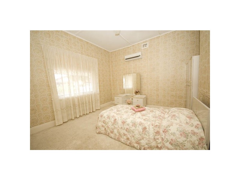 8 First Avenue, Cheltenham SA 5014