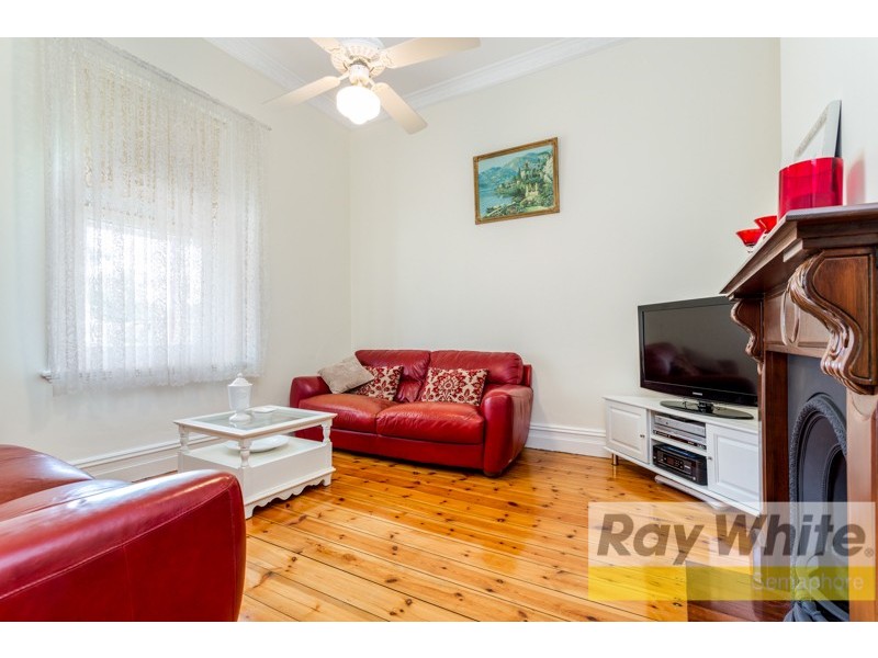 24 Wooldridge Street, Peterhead SA 5016