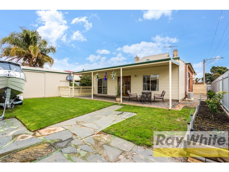 24 Wooldridge Street, Peterhead SA 5016
