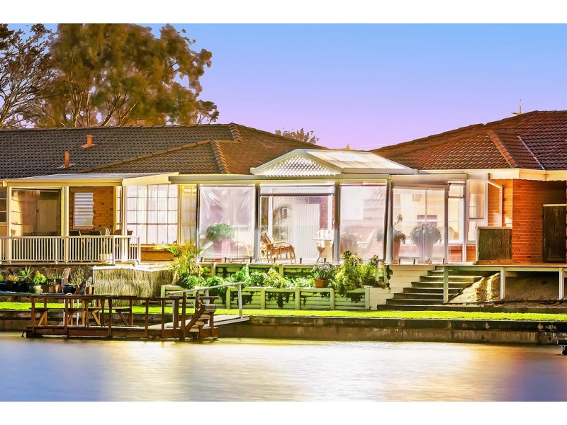 8/8 Hansen Court, West Lakes Shore SA 5020