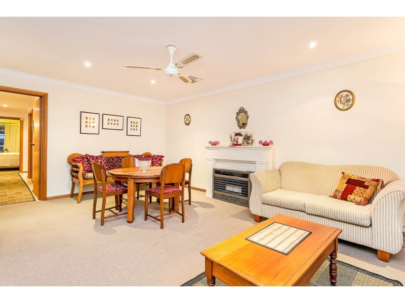 8/8 Hansen Court, West Lakes Shore SA 5020