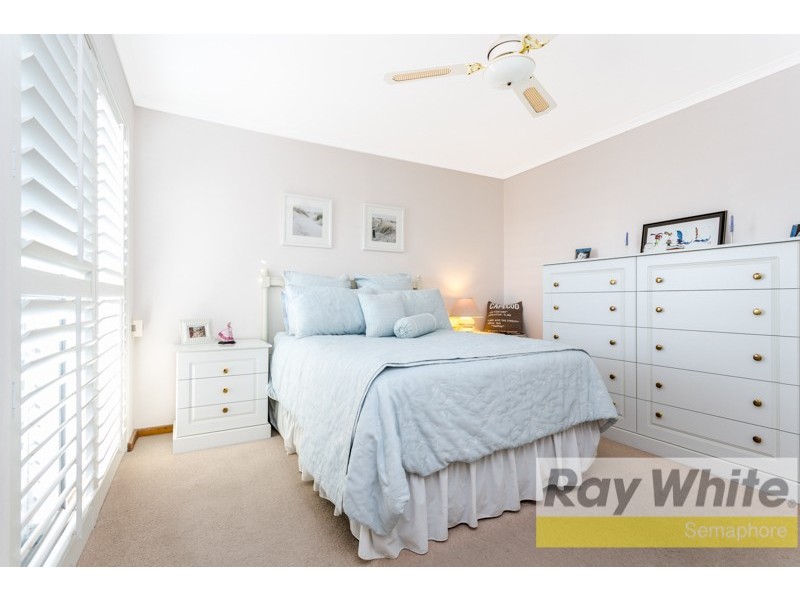 4/2 Sawford Street, Largs Bay SA 5016