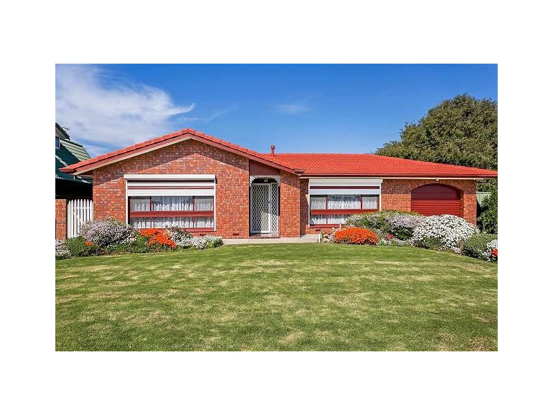 32 Lancaster Drive, North Haven SA 5018