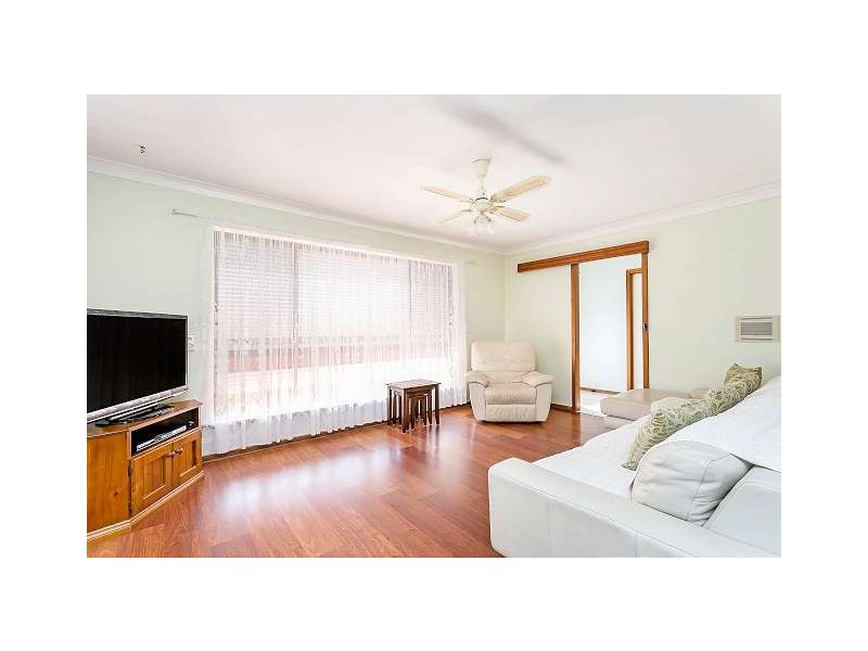 32 Lancaster Drive, North Haven SA 5018