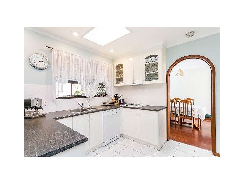 32 Lancaster Drive, North Haven SA 5018