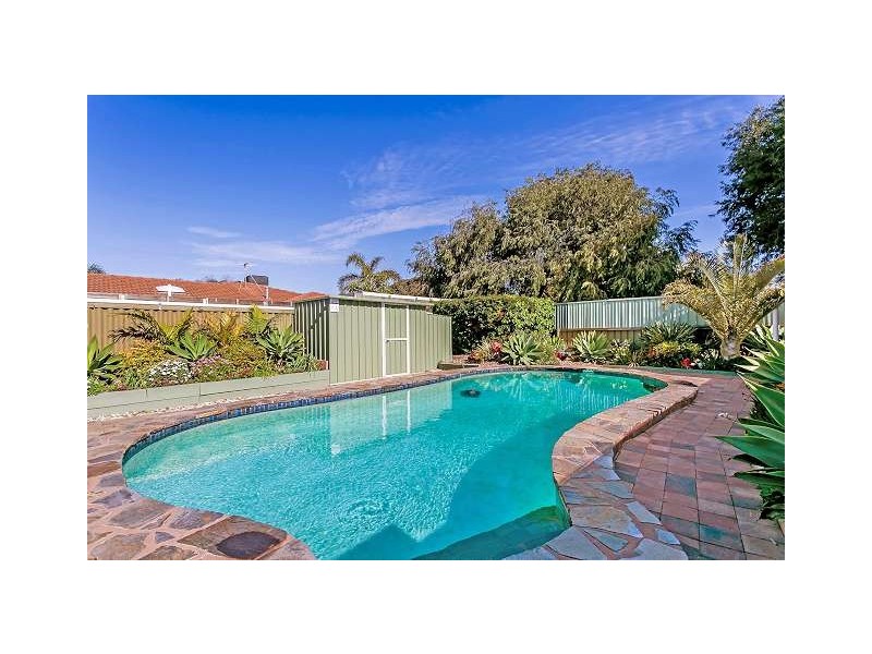 32 Lancaster Drive, North Haven SA 5018