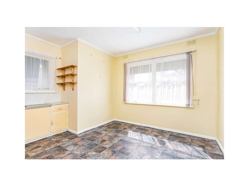 181 Victoria Road, Largs Bay SA 5016