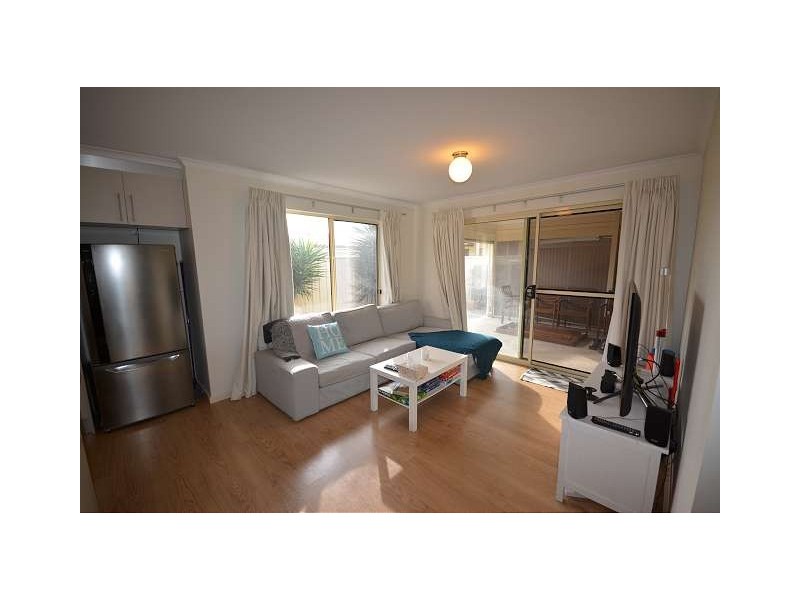 2 Leprena Street, Taperoo SA 5017