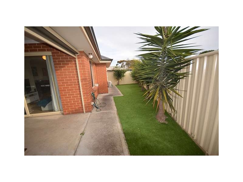2 Leprena Street, Taperoo SA 5017