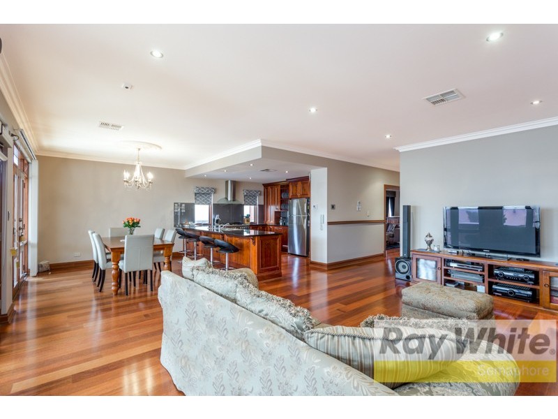 36 Seaspray Avenue, North Haven SA 5018