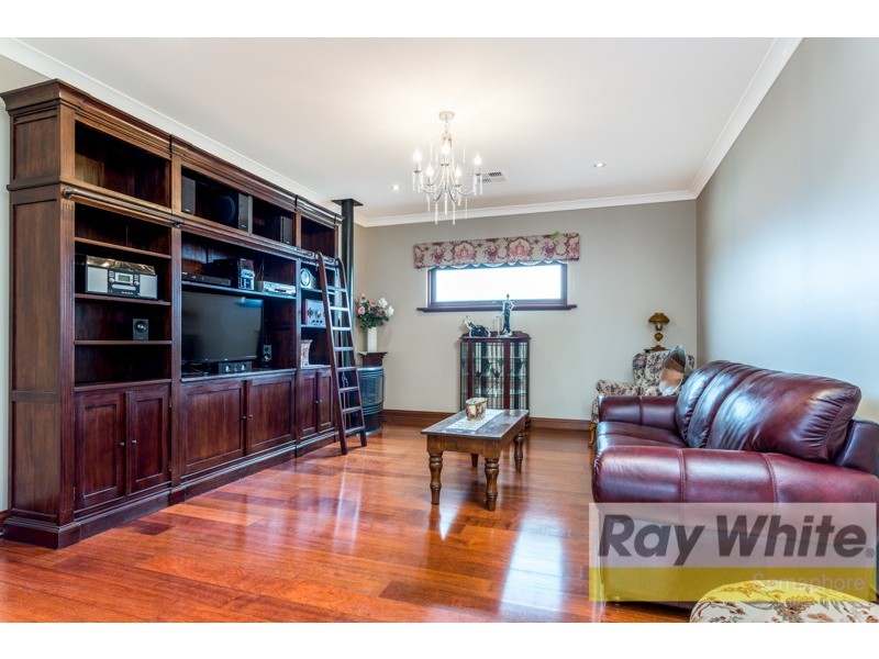 36 Seaspray Avenue, North Haven SA 5018