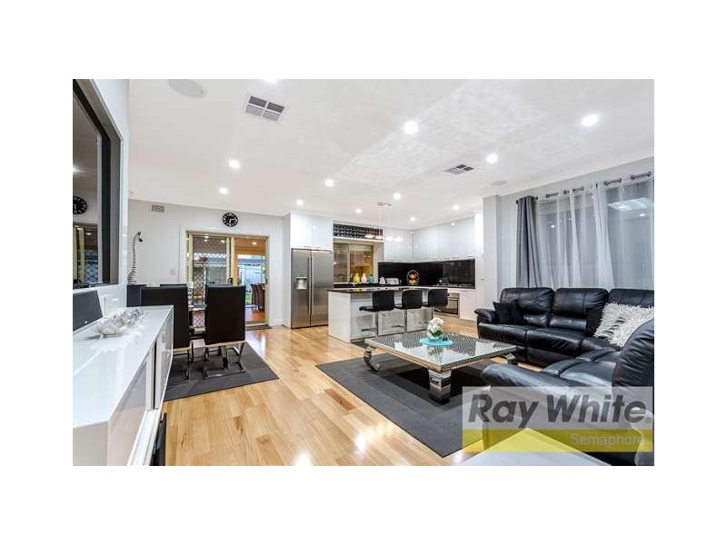 4 Farman Avenue, Hendon SA 5014