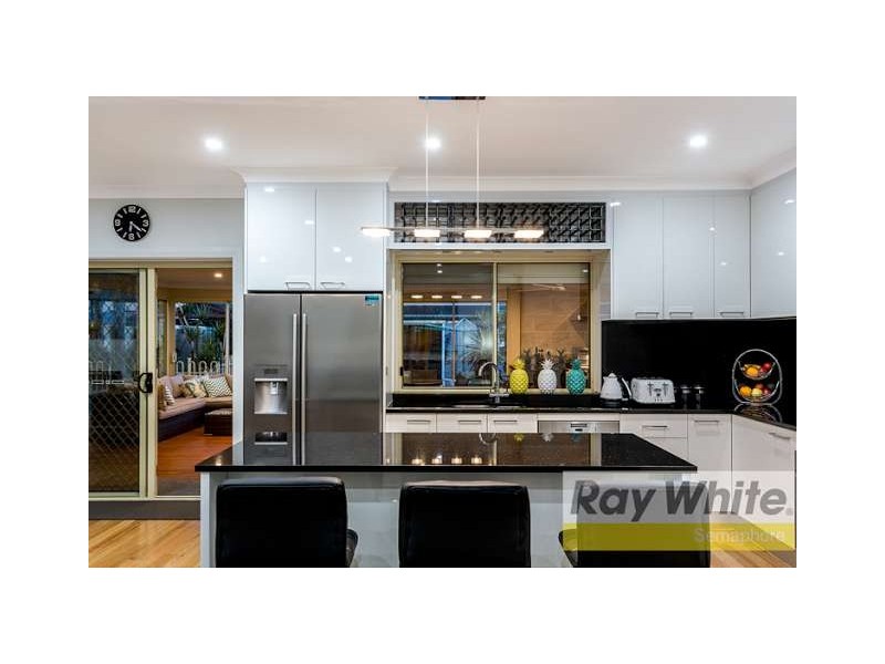 4 Farman Avenue, Hendon SA 5014