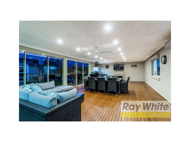 4 Farman Avenue, Hendon SA 5014