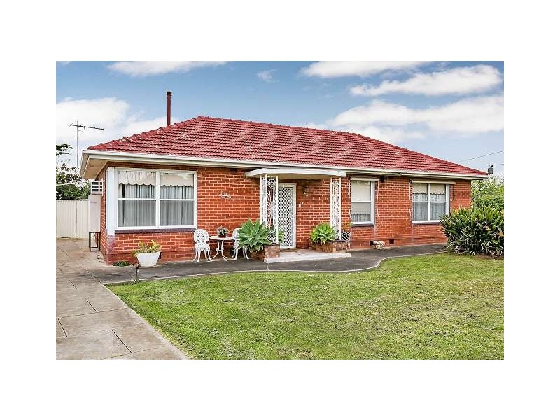 21 Barker Avenue, Findon SA 5023