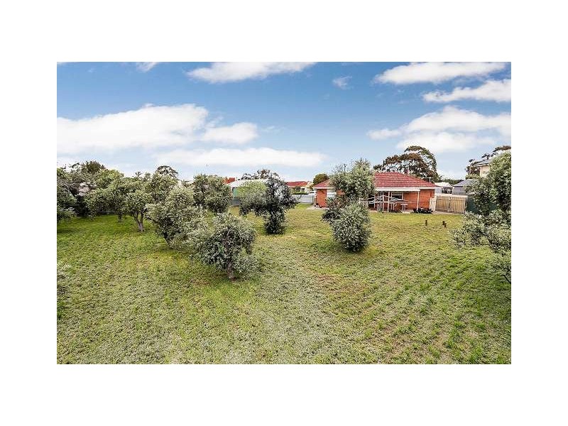 21 Barker Avenue, Findon SA 5023