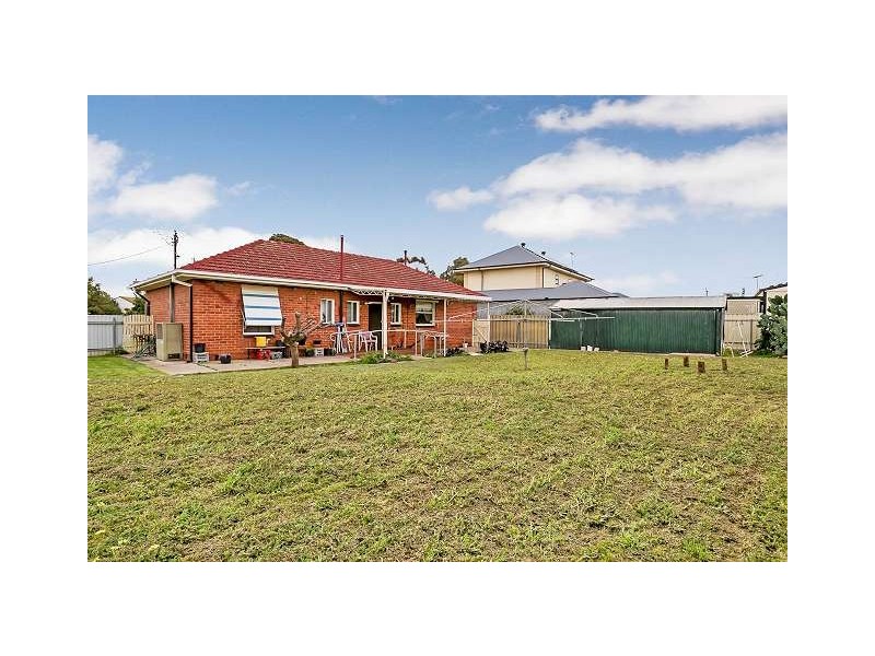 21 Barker Avenue, Findon SA 5023