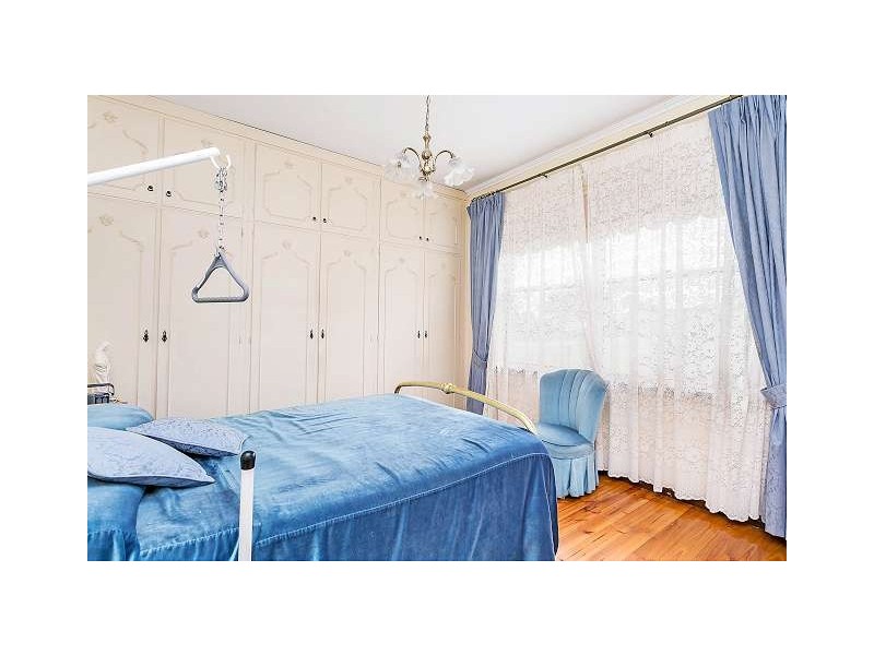 21 Barker Avenue, Findon SA 5023