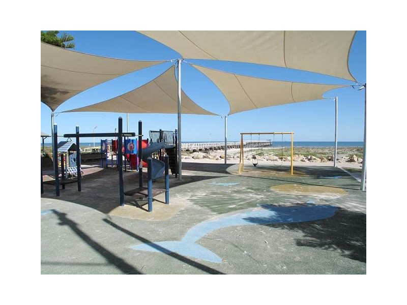 11 Chester Street, Largs Bay SA 5016